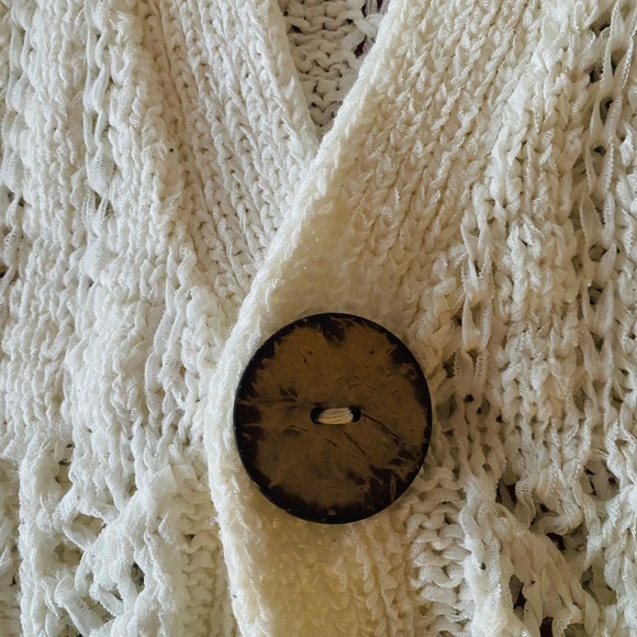 Knit Cream Color Sweater Size Small - Picture 2 of 4